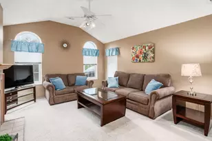 3827 Mill Stream Dr, Hilliard, OH 43026 - Photo 2