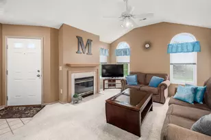 3827 Mill Stream Dr, Hilliard, OH 43026 - Photo 10