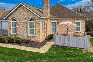 3827 Mill Stream Dr, Hilliard, OH 43026 - Photo 1