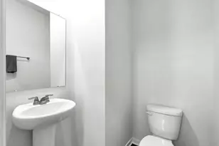 1107 Gelbray Dr, Columbus, OH 43207 - Photo 10