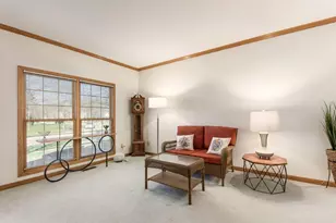 6092 Winnebago St, Grove City, OH 43123 - Photo 6