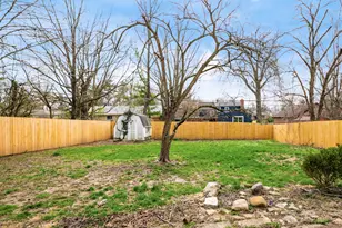 131 E Stanton Ave, Columbus, OH 43214 - Photo 6