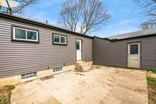 131 E Stanton Ave, Columbus, OH 43214 - Photo 36