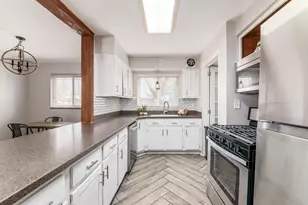 131 E Stanton Ave, Columbus, OH 43214 - Photo 16