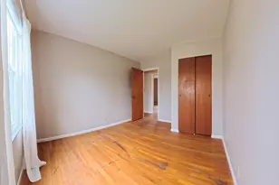 2721 Queensway Dr, Grove City, OH 43123 - Photo 8