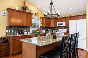 210 Jones Pl, Canal Winchester, OH 43110 - Photo 8