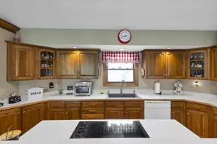 1925 Wilshire Ln NW, Lancaster, OH 43130 - Photo 16