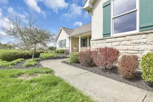 1925 Wilshire Ln NW, Lancaster, OH 43130 - Photo 4