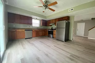 2647 Four Seasons Dr, Columbus, OH 43207 - Photo 6