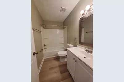 2719 Four Seasons Drive, Columbus, OH 43207 - Photo 14