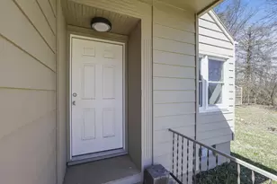 3060 Wayne Ridge Rd, Zanesville, OH 43701 - Photo 8