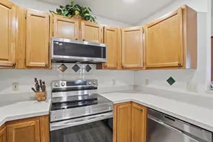 1324 Hillview Cir W, Newark, OH 43055 - Photo 10