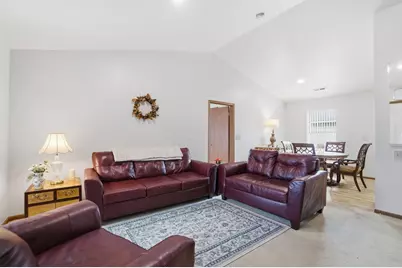 1324 Hillview Circle W, Newark, OH 43055 - Photo 6