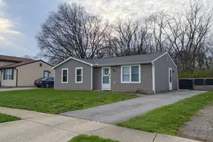 1532 Willow View Dr, Grove City, OH 43123 - Photo 2