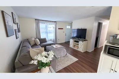 1532 Willow View Drive, Grove City, OH 43123 - Photo 6