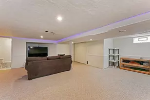 1381 Brentfield Pl, Columbus, OH 43228 - Photo 30