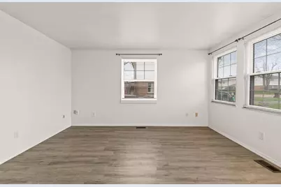 1108-1110 Cambridge Court, New Carlisle, OH 45344 - Photo 8