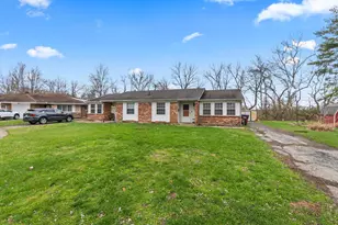 1108-1110 Cambridge Ct, New Carlisle, OH 45344 - Photo 1