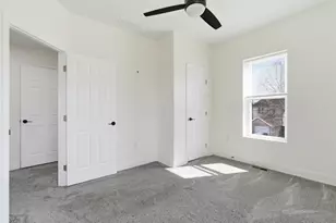 633 E Starr Ave, Columbus, OH 43201 - Photo 32