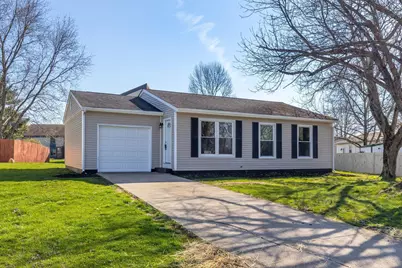 112 N Creekview Court, Baltimore, OH 43105 - Photo 1