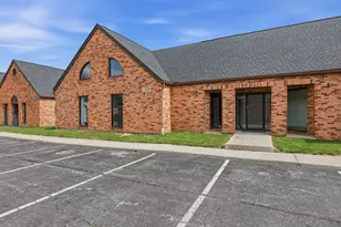 1291 Worthington Woods Blvd, Worthington, OH 43085 - Photo 1