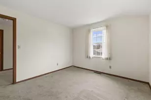 1090 Woodmere Rd, Columbus, OH 43220 - Photo 32