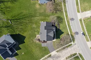 242 Farm Creek Dr, Columbus, OH 43230 - Photo 64