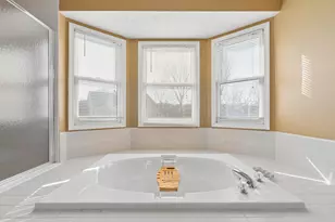 242 Farm Creek Dr, Columbus, OH 43230 - Photo 34