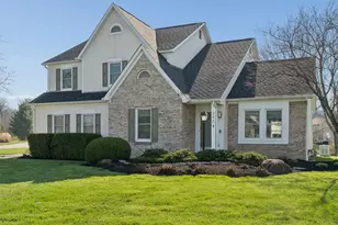 242 Farm Creek Dr, Columbus, OH 43230 - Photo 4