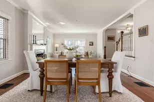 2695 Henthorn Rd, Upper Arlington, OH 43221 - Photo 12