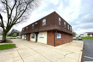 1015 S Court St, Circleville, OH 43113 - Photo 1