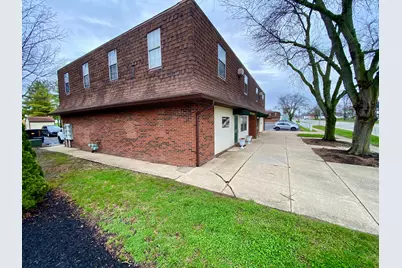1015 S Court Street #A, Circleville, OH 43113 - Photo 4