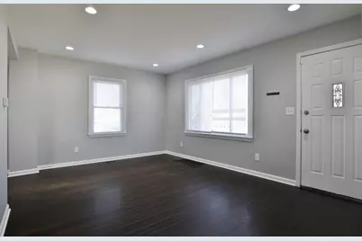 979 Urana Avenue, Columbus, OH 43224 - Photo 2