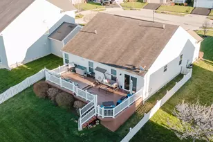 5978 Carrbridge Ct, Galloway, OH 43119 - Photo 8