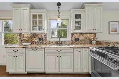 2411 Sheringham Road, Upper Arlington, OH 43220 - Photo 22