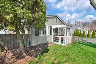 6558 Maple Way, Galloway, OH 43119 - Photo 2