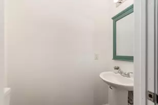 557 E Gates St, Columbus, OH 43206 - Photo 10