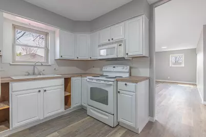 1300 Edgebrook Avenue, New Carlisle, OH 45344 - Photo 8