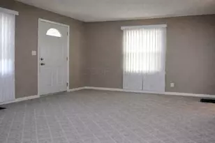 2873 Ontario St, Columbus, OH 43224 - Photo 4