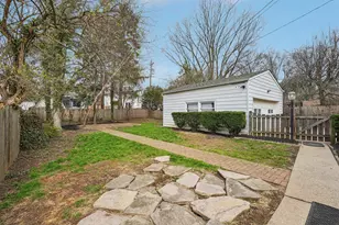 116 E Dunedin Rd, Columbus, OH 43214 - Photo 18