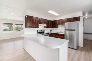 5301 Negley Ct, Columbus, OH 43232 - Photo 16