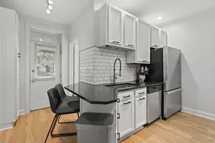 252 E 2nd Ave, Columbus, OH 43201 - Photo 8