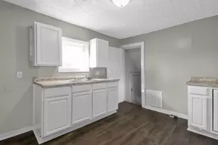 1371 E 23rd Ave, Columbus, OH 43211 - Photo 22