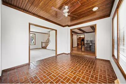 742 Gatehouse Lane, Columbus, OH 43235 - Photo 16