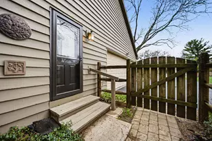 742 Gatehouse Ln, Columbus, OH 43235 - Photo 92