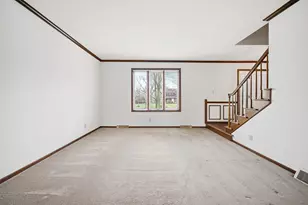 742 Gatehouse Ln, Columbus, OH 43235 - Photo 12