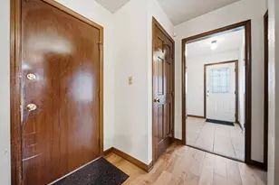 742 Gatehouse Ln, Columbus, OH 43235 - Photo 30