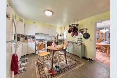 944 Poplar Street, Nelsonville, OH 45764 - Photo 2