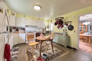 944 Poplar St, Nelsonville, OH 45764 - Photo 2