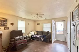 759 Walnut St, Nelsonville, OH 45764 - Photo 2